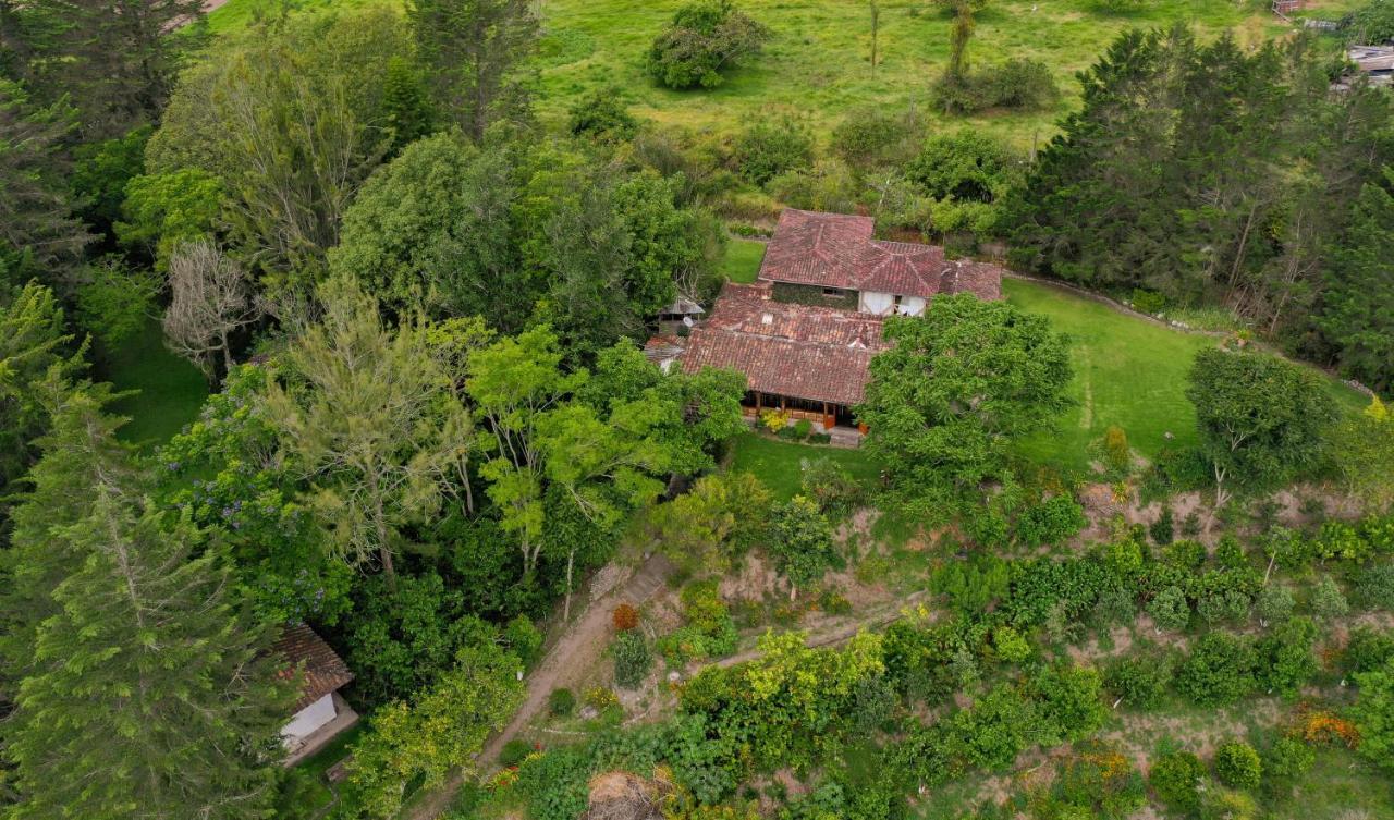 Hosteria Cananvalle Ибара Екстериор снимка